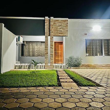 Luxhome Lusaka Exterior photo